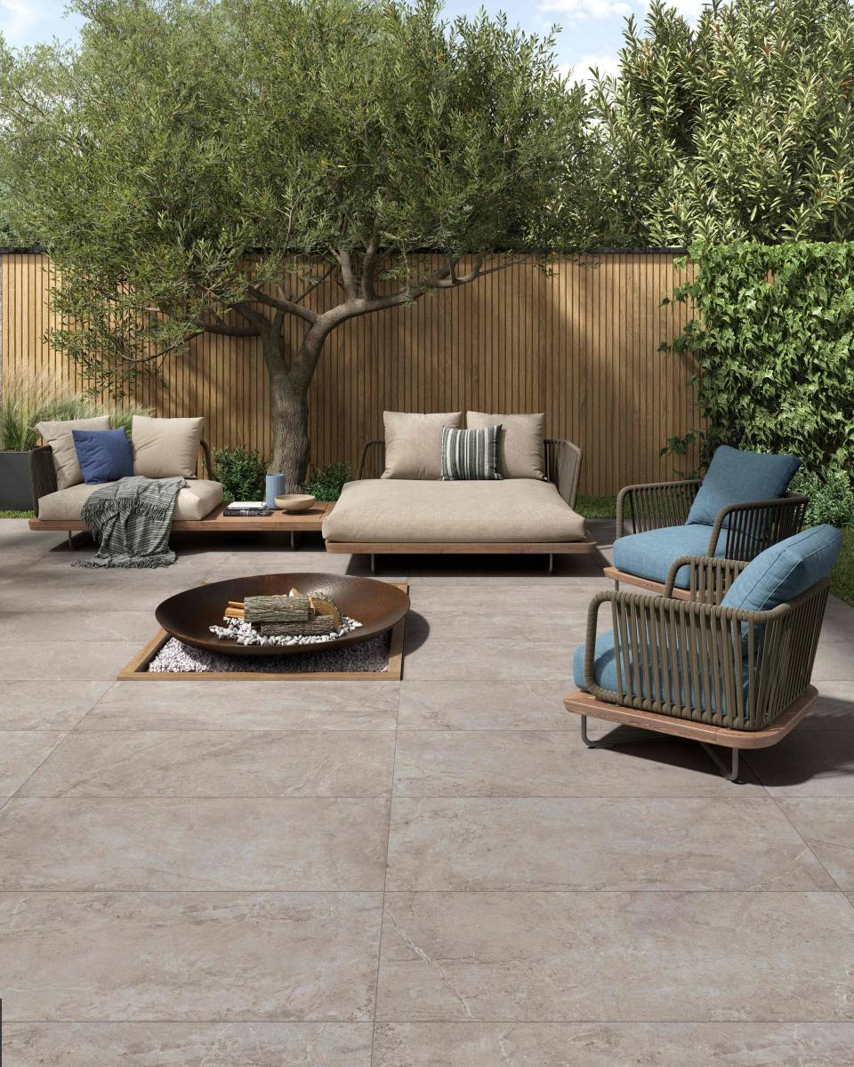 Rehaussez la beauté de votre terrasse à Velleron avec ce carrelage